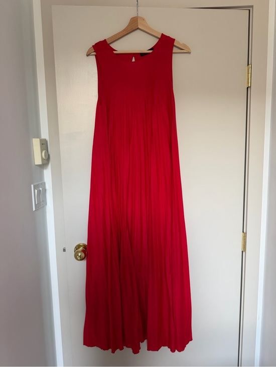 MaxMara Dresses & Skirts - MaxMara Weekend Vibrant Red Jersey Pleated Midi-Maxi Dress